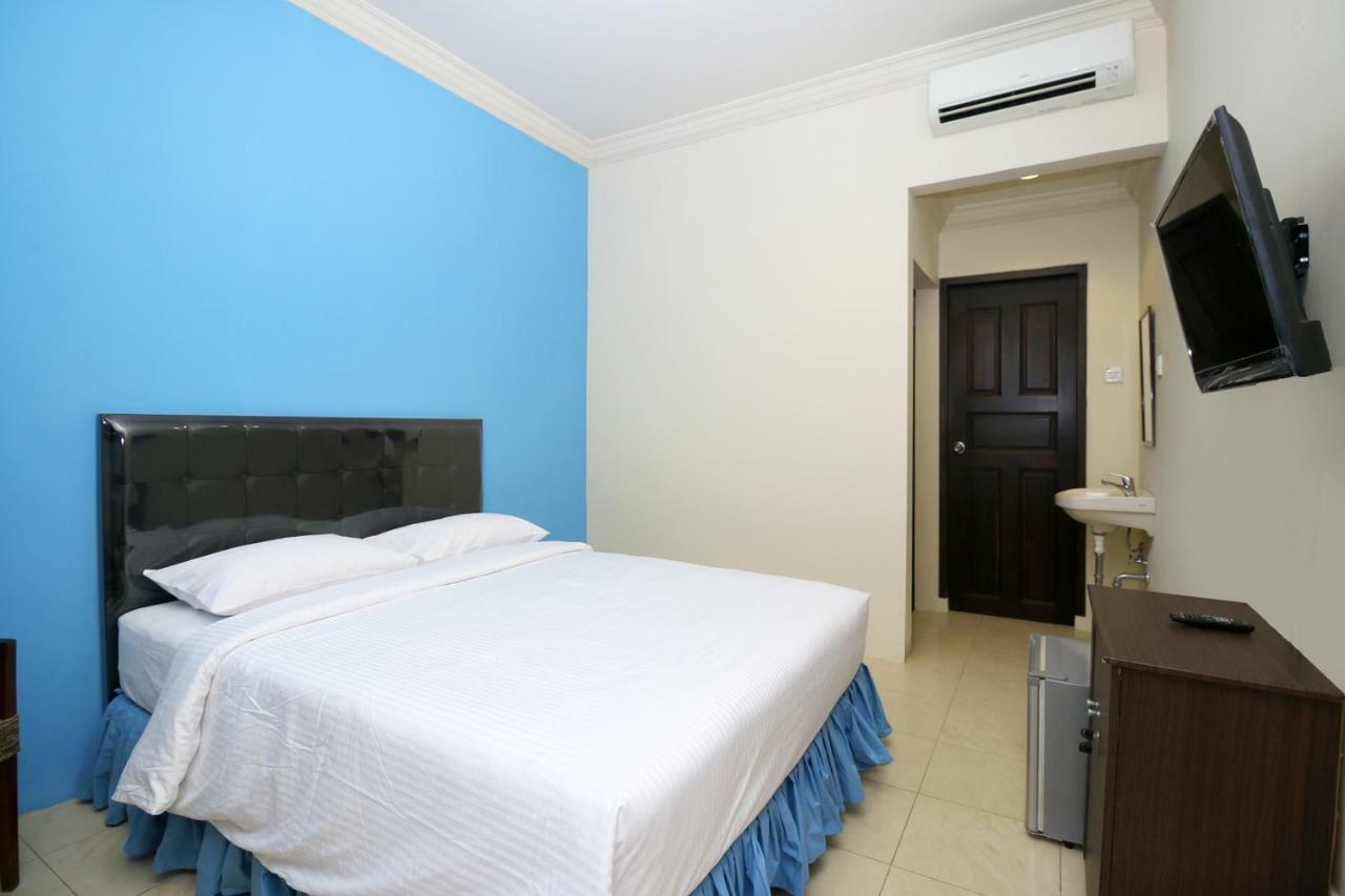 Safina Inn Syariah Sekupang Batam Bagian luar foto