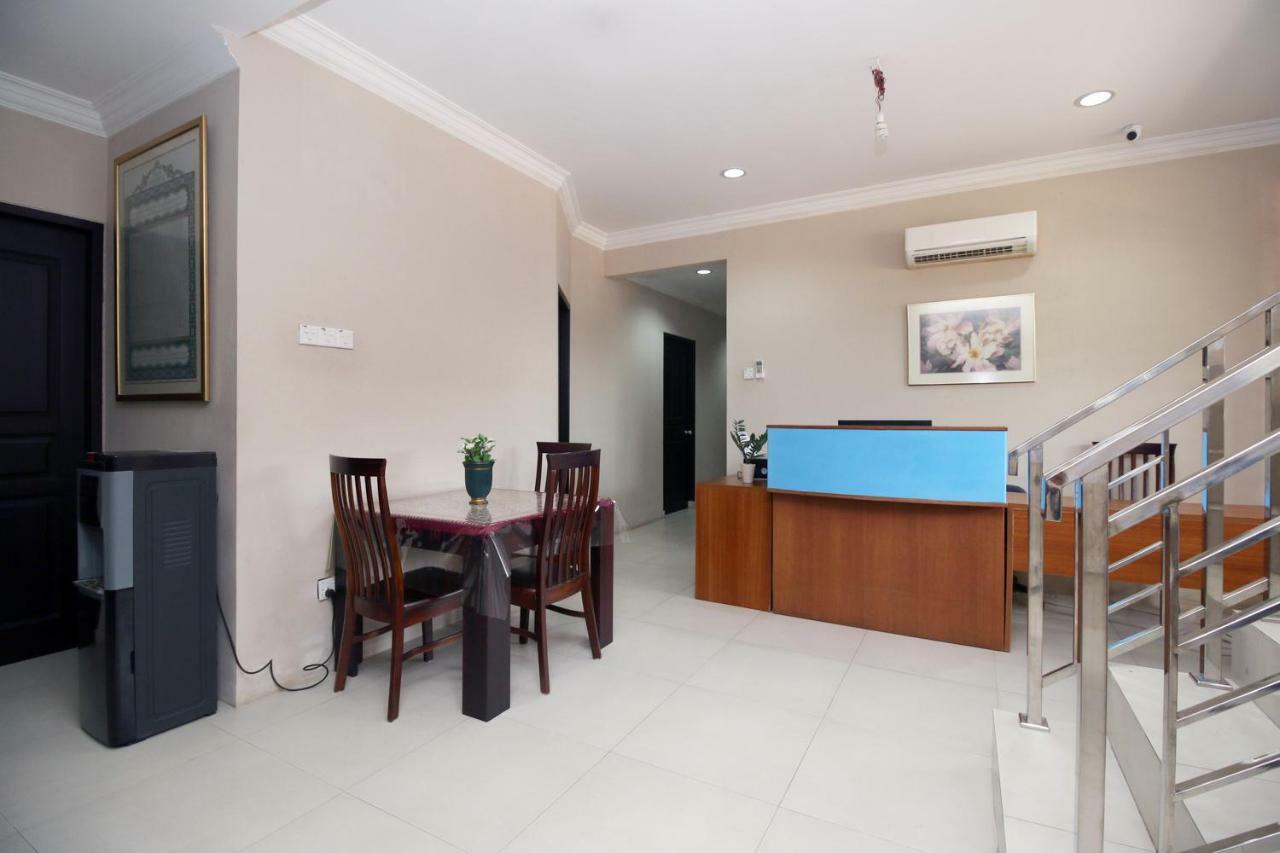 Safina Inn Syariah Sekupang Batam Bagian luar foto