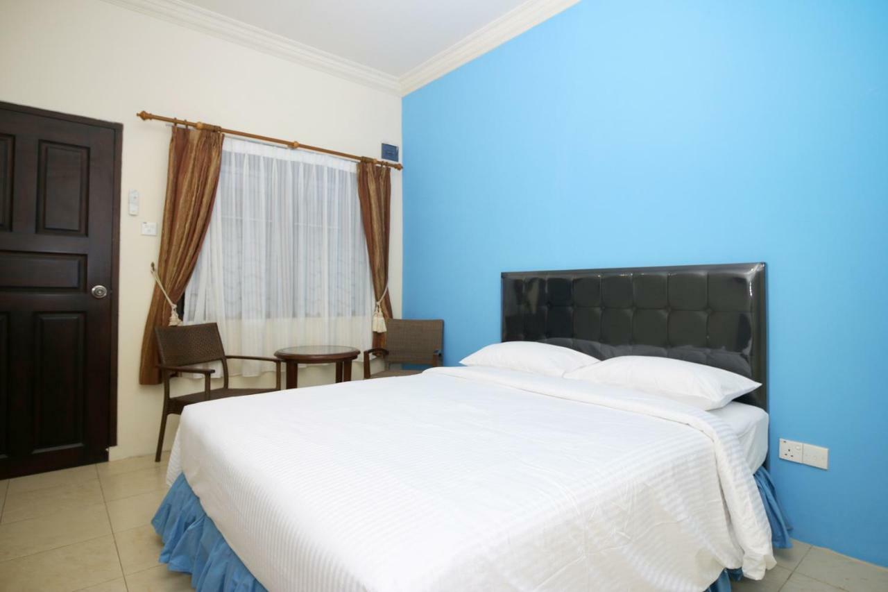 Safina Inn Syariah Sekupang Batam Bagian luar foto